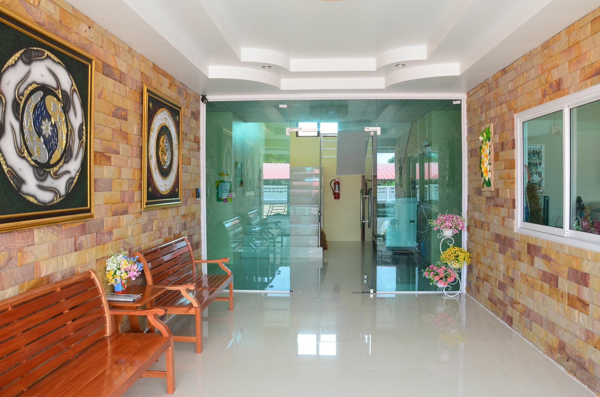 Volinta Park Apartment Rayong Exterior photo