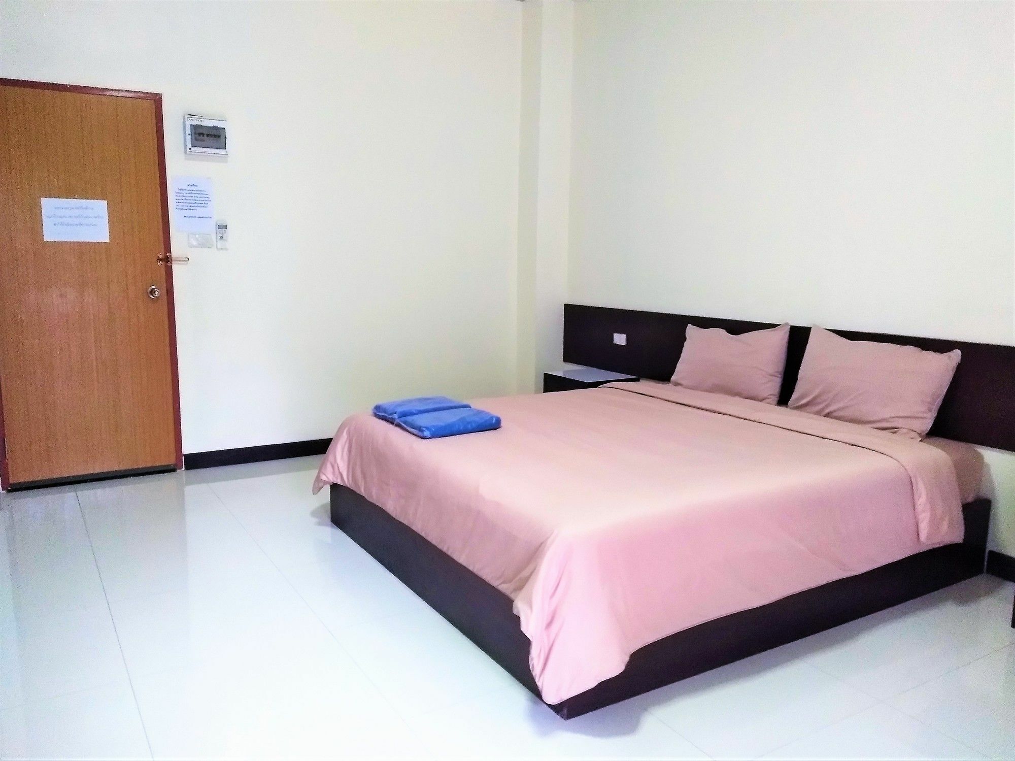 Volinta Park Apartment Rayong Exterior photo