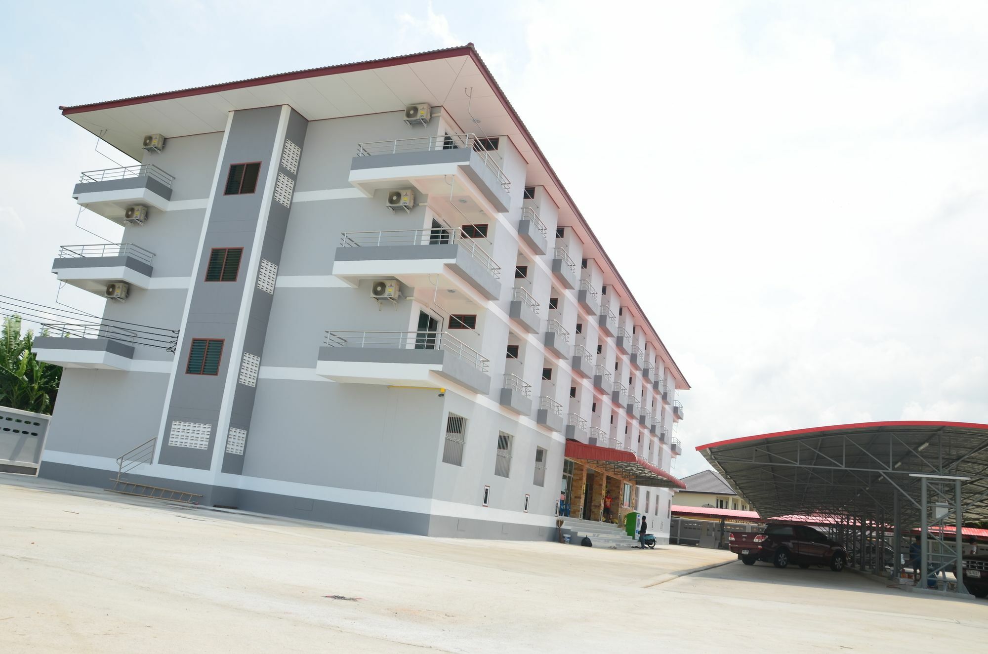 Volinta Park Apartment Rayong Exterior photo